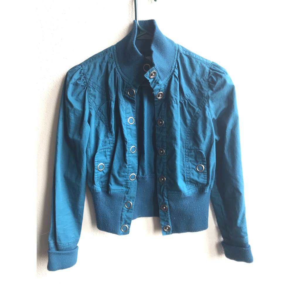 Chic Blue Crop Jacket